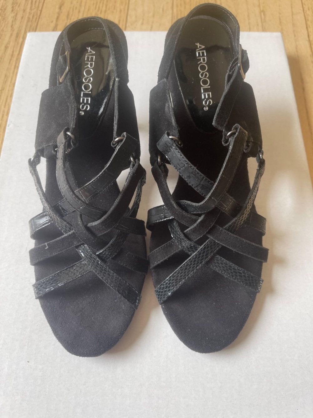 AEROSOLES Black Strappy Crossband Wedge Sandals